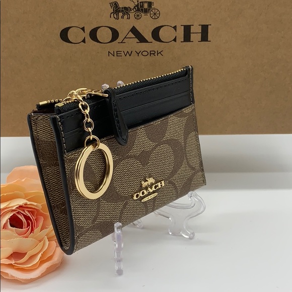 Mini Skinny Id Case In Signature Canvas - Picture 6 of 16